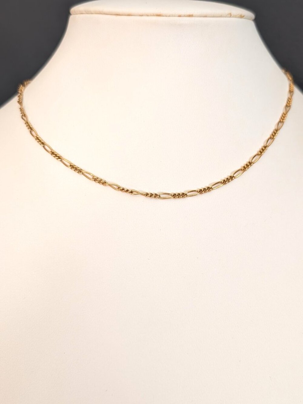 Delicate figaro chain choker necklace